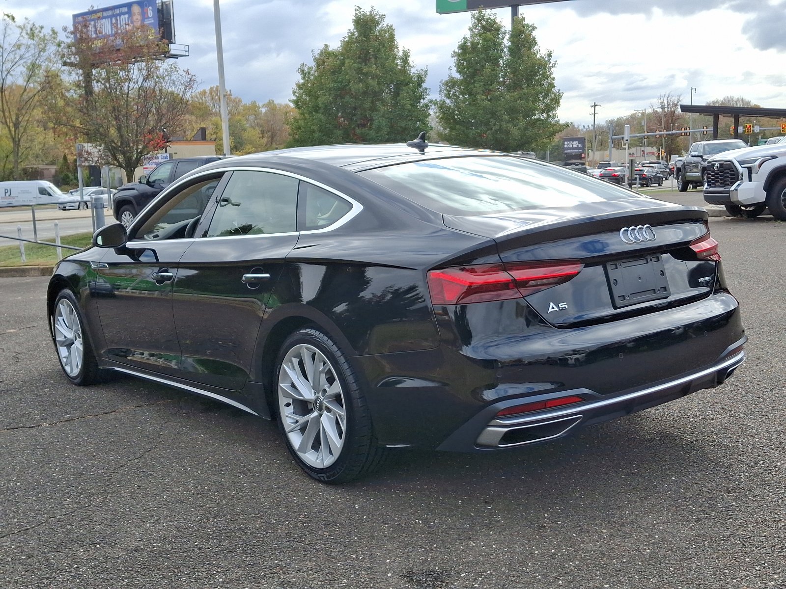 Used 2021 Audi A5 2.0T Premium w/ Convenience Package image 4