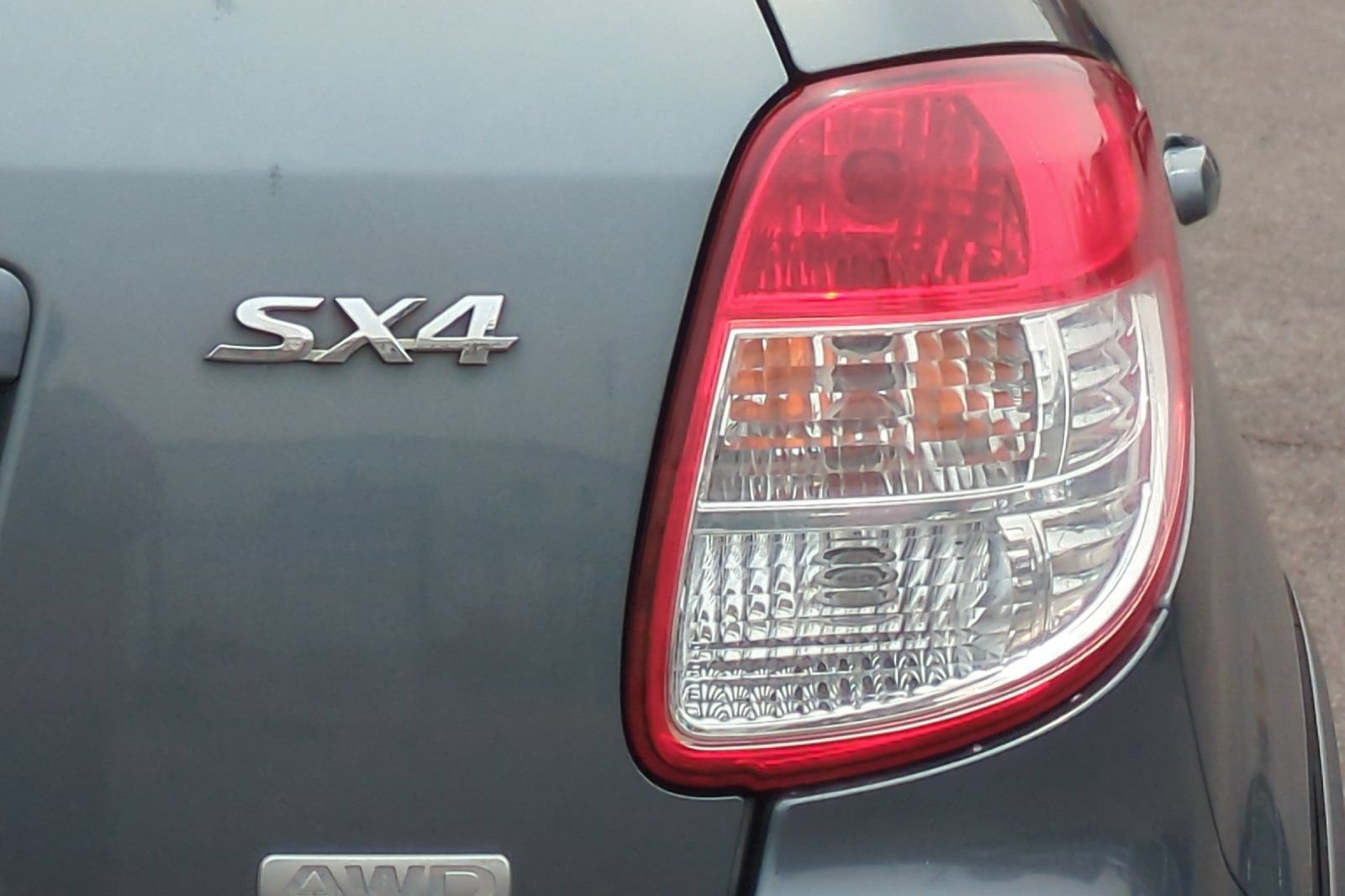 Used 2009 Suzuki SX4 AWD Hatchback w/ Touring Pkg image 43