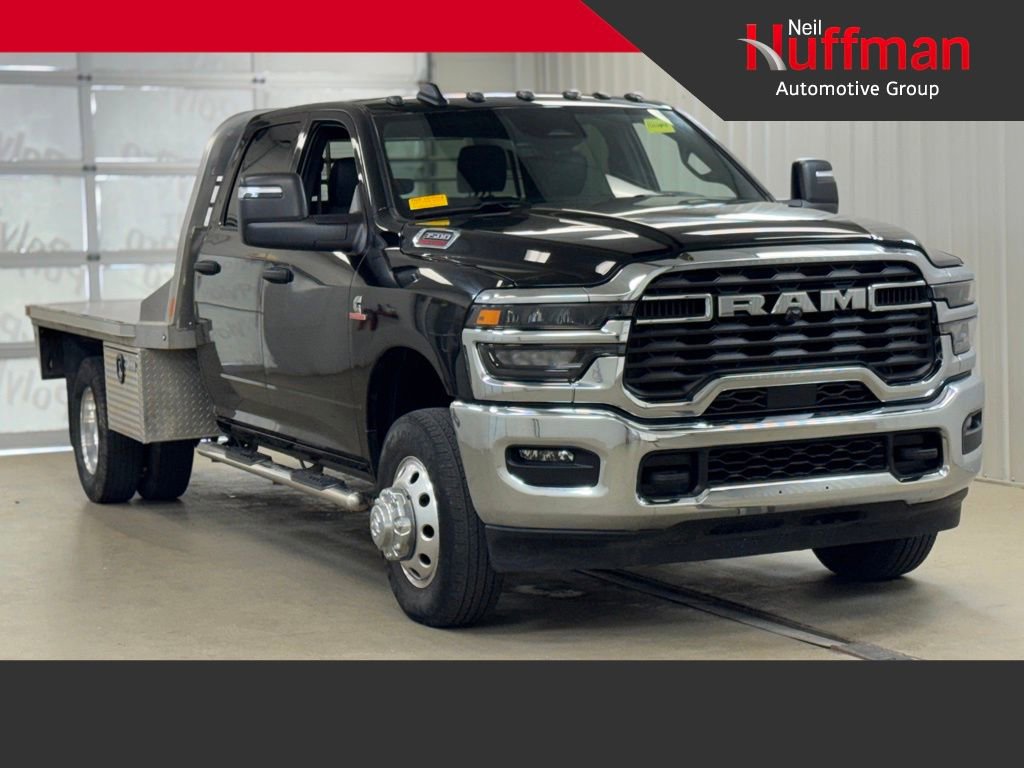 Used 2025 RAM 3500 Tradesman w/ Chrome Appearance Group