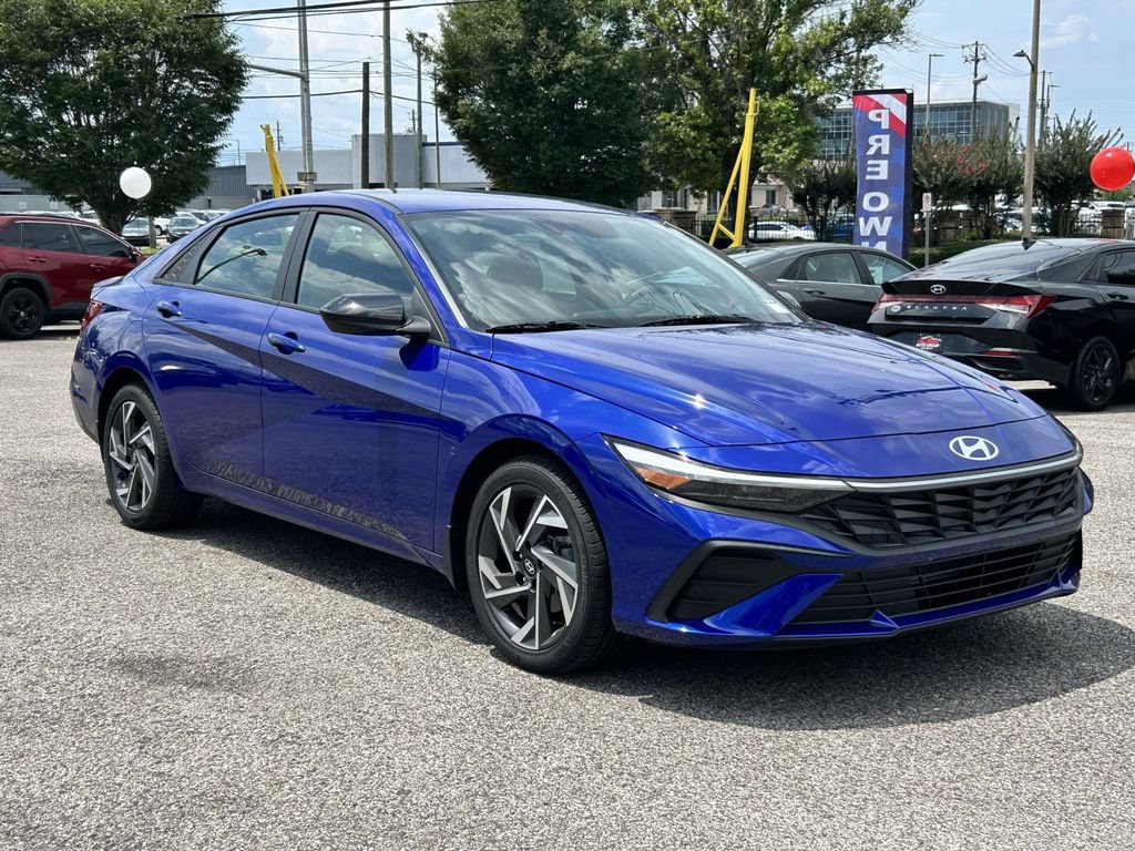 Certified 2025 Hyundai Elantra Sport
