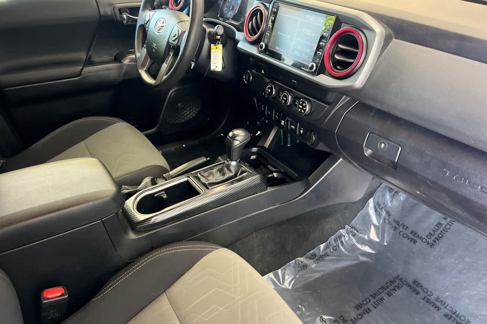 Used 2020 Toyota Tacoma TRD Off-Road w/ Technology Package RWD image 15