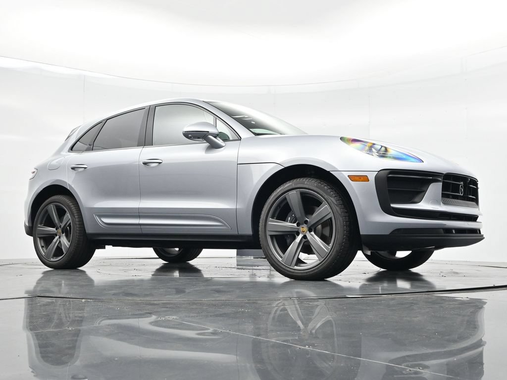 New 2026 Porsche Macan AWD/4WD image 22