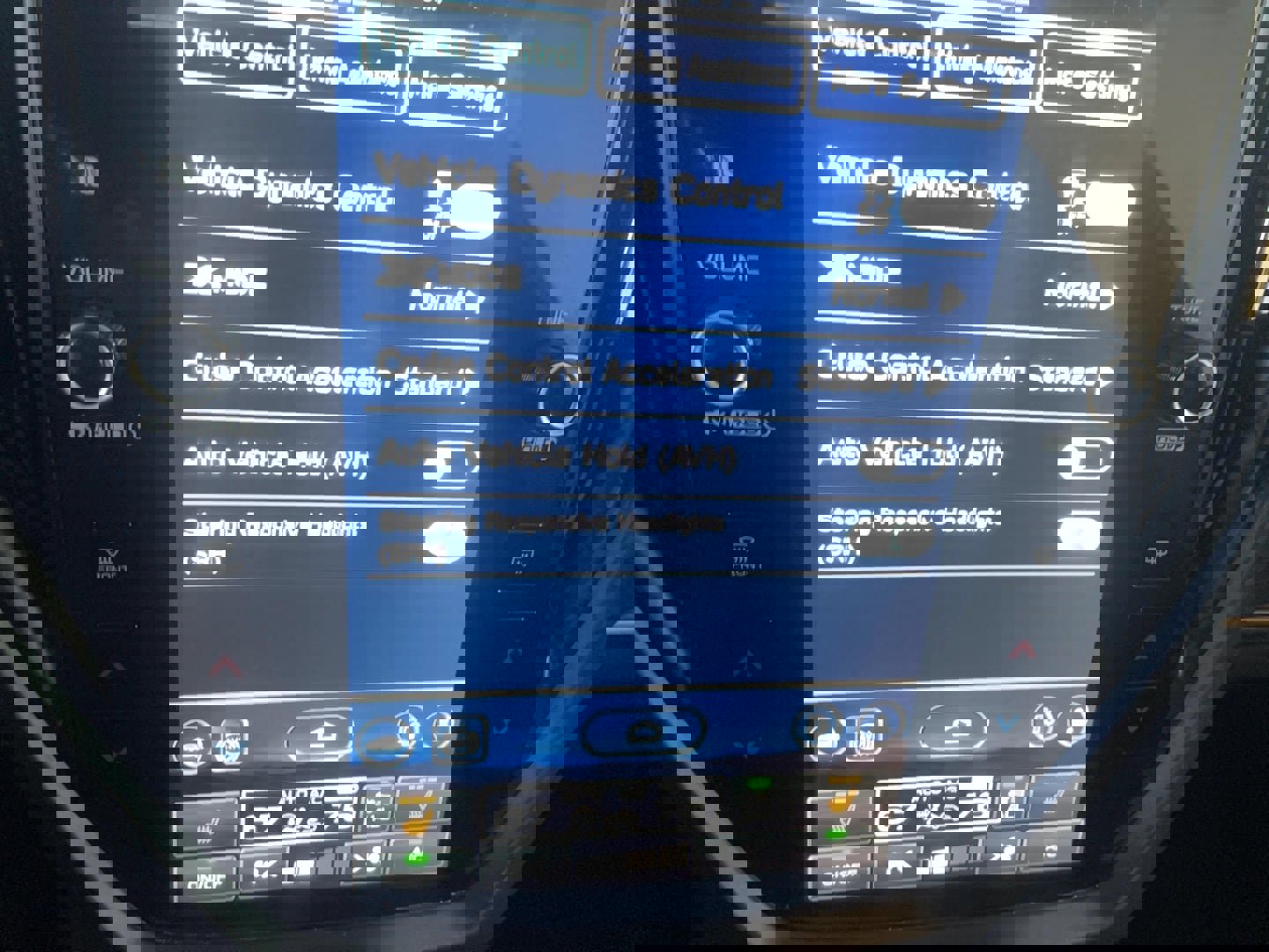 Used 2025 Subaru Forester Premium image 17