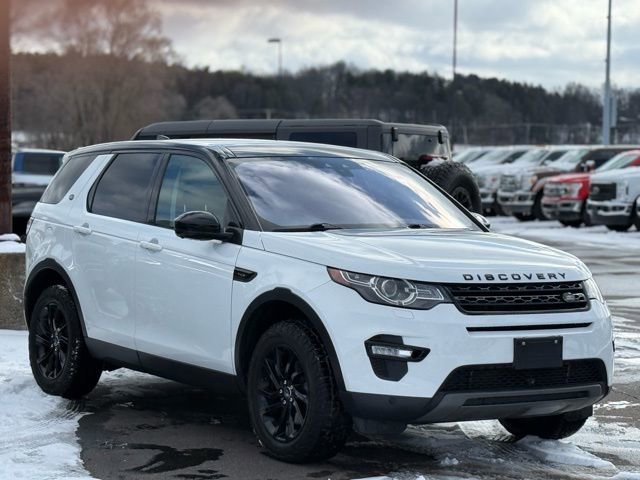 Used 2017 Land Rover Discovery Sport HSE image 34