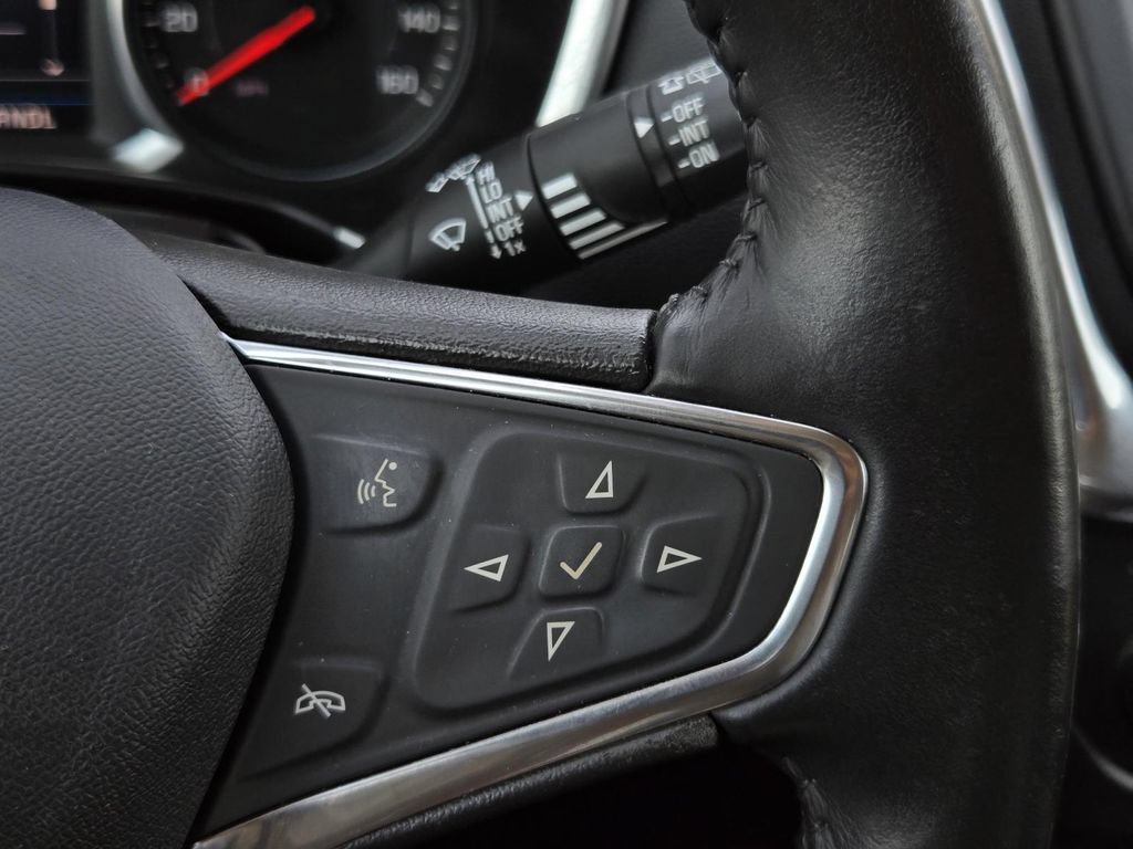 Used 2019 Chevrolet Equinox LT w/ Driver Convenience Package FWD image 27