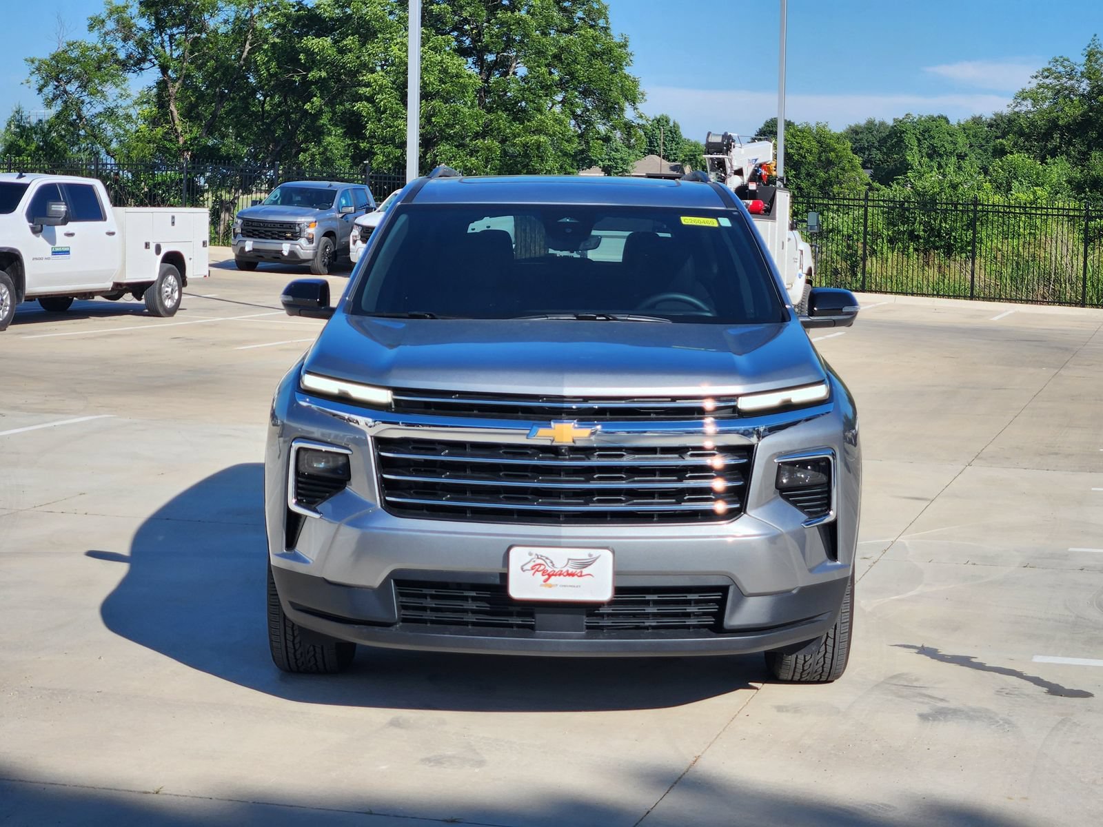 New 2026 Chevrolet Traverse LT w/ Sun and Wheel Package AWD/4WD image 6