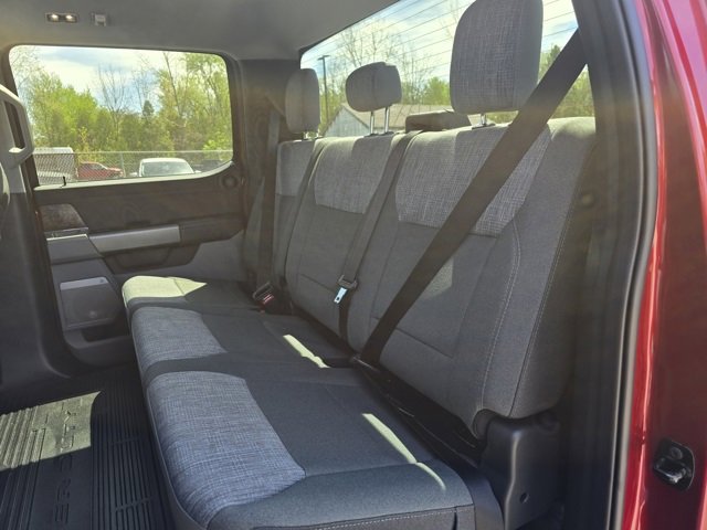 New 2025 Ford F350 XLT w/ Black Appearance Package image 13