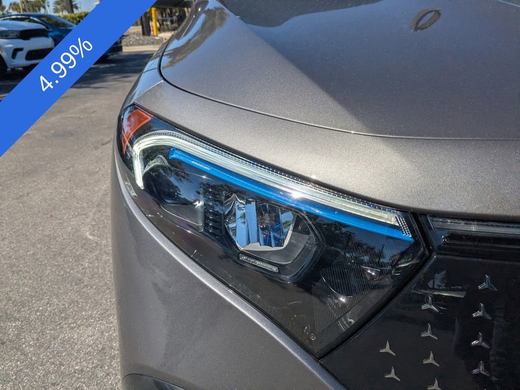 Used 2024 Mercedes-Benz EQB 300 4MATIC image 19