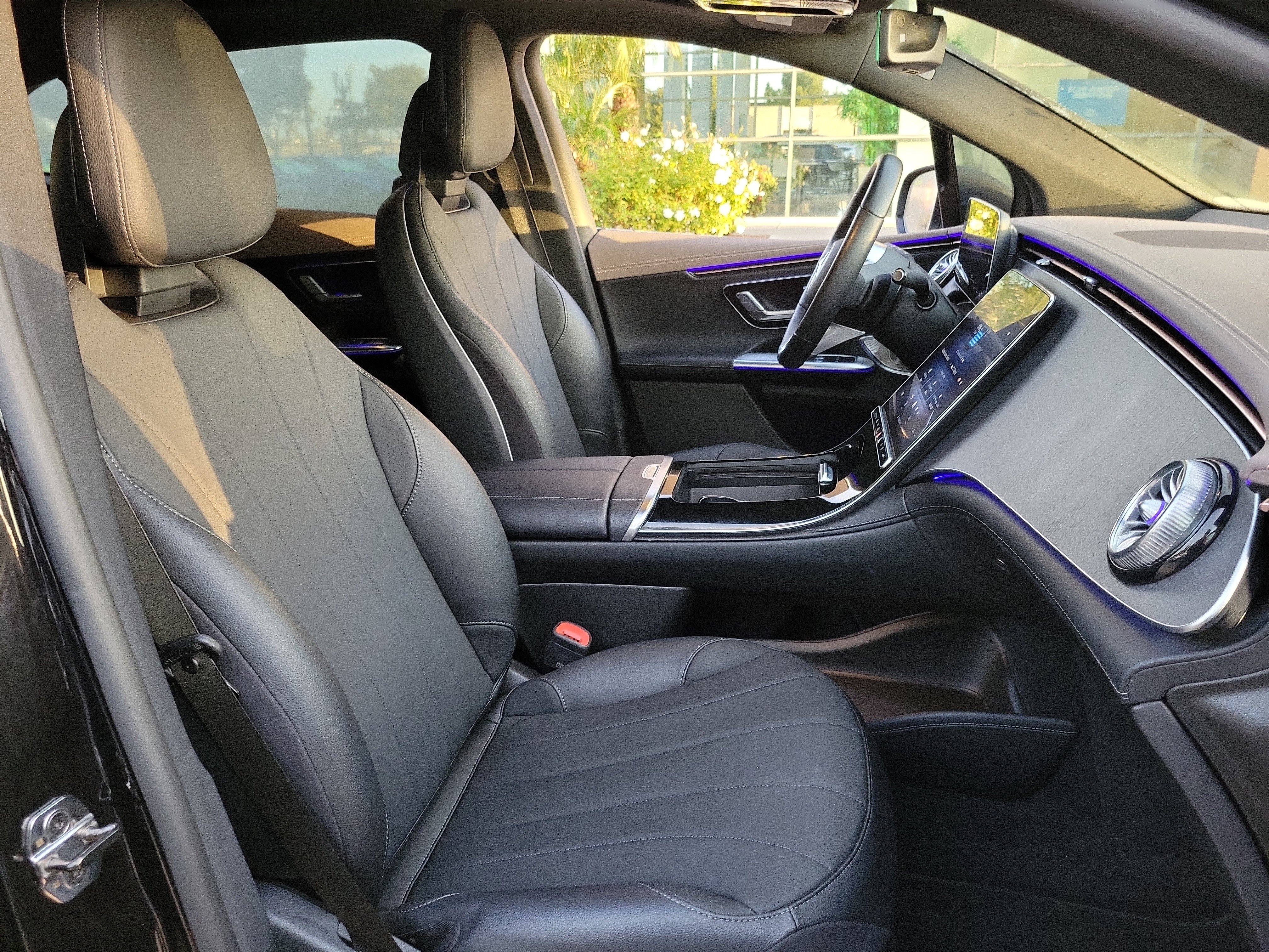 Used 2023 Mercedes-Benz EQE 350+ SUV w/ Exclusive Trim Package image 18