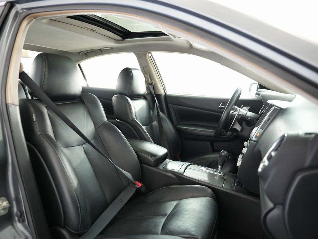 Used 2014 Nissan Maxima 3.5 SV w/ Sport Package image 52
