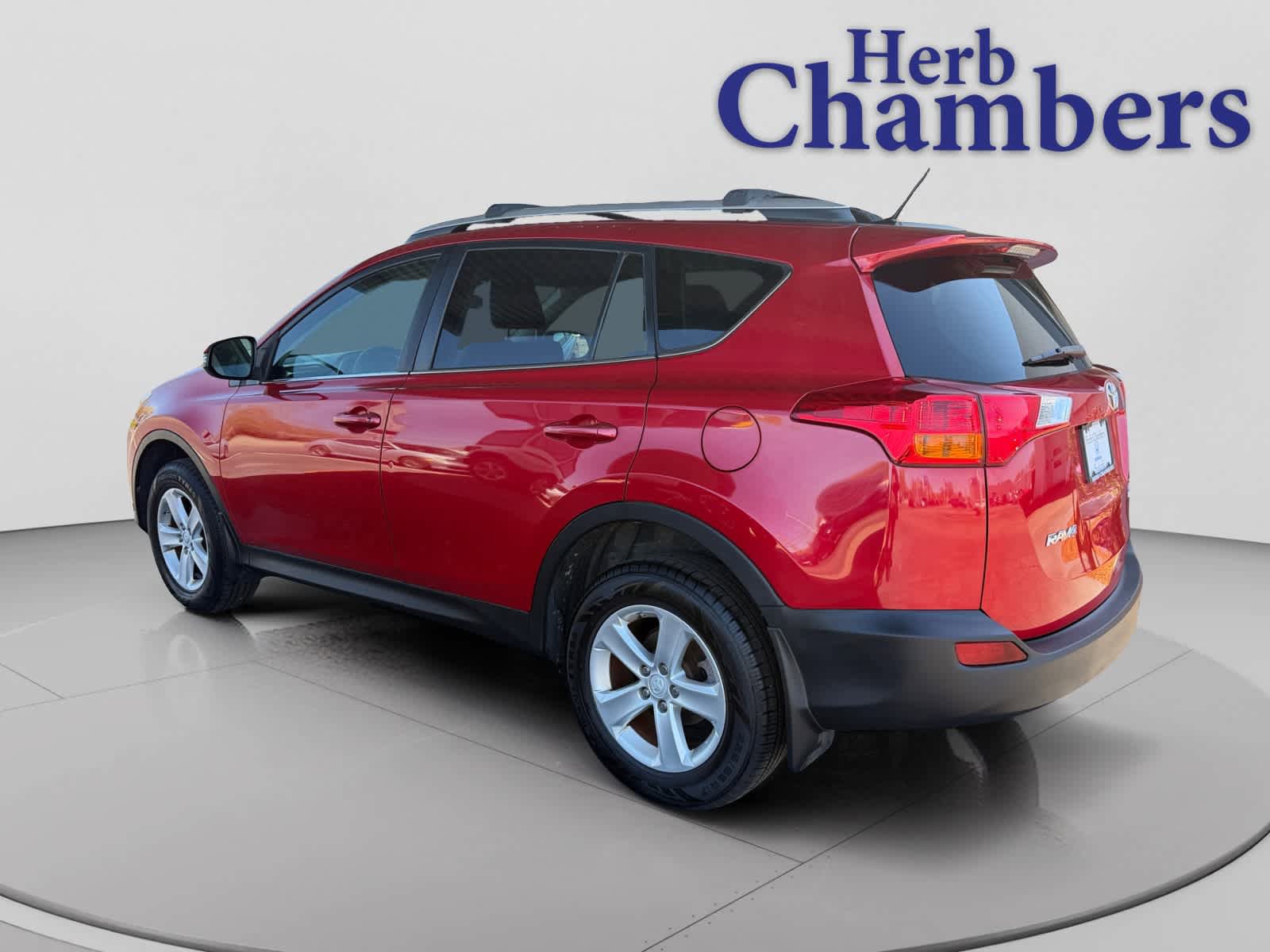 Used 2014 Toyota RAV4 XLE AWD/4WD image 3