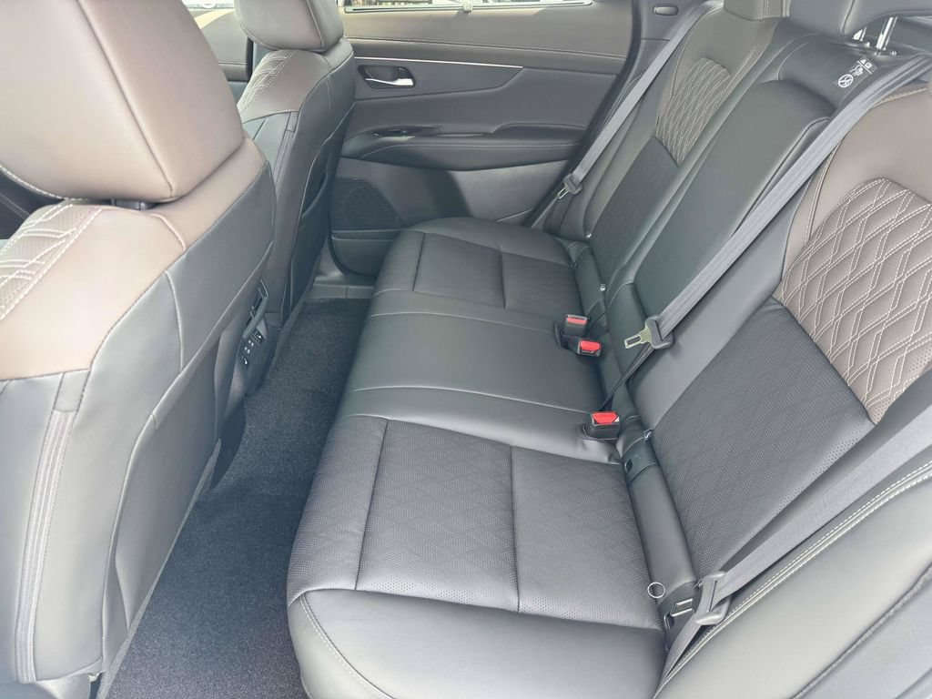 New 2026 Nissan Murano Platinum w/ Cargo Package AWD/4WD image 13