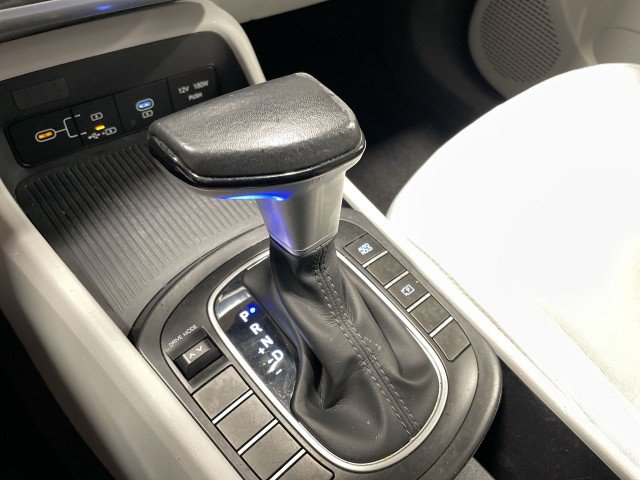 Used 2024 Hyundai Kona SEL FWD image 29