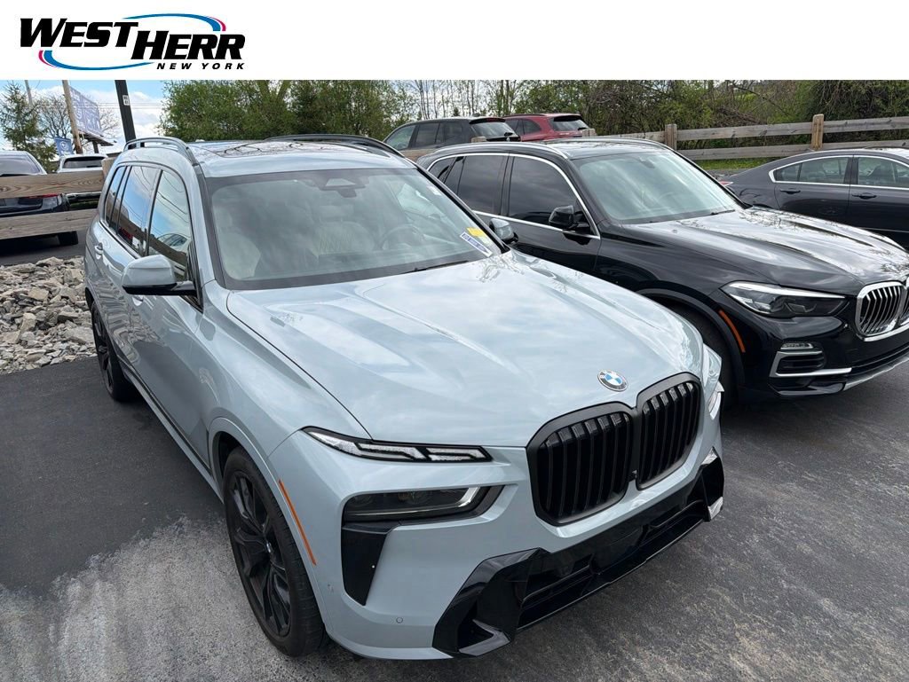 Used 2023 BMW X7 xDrive40i w/ Executive Package AWD/4WD image 1