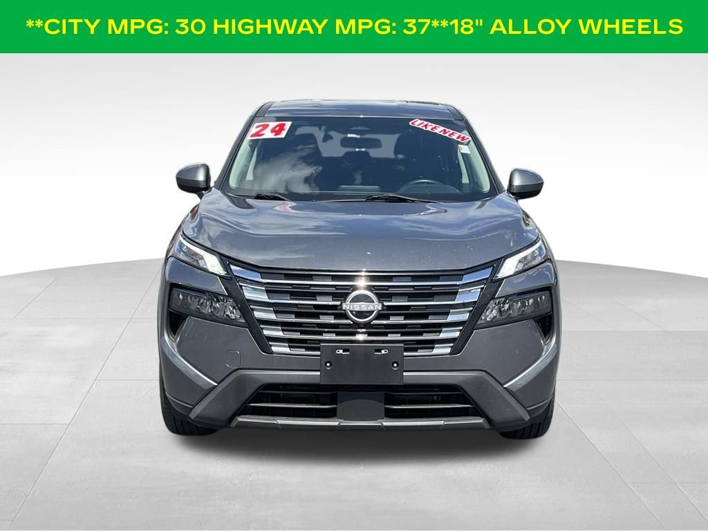 Used 2024 Nissan Rogue SV FWD image 3