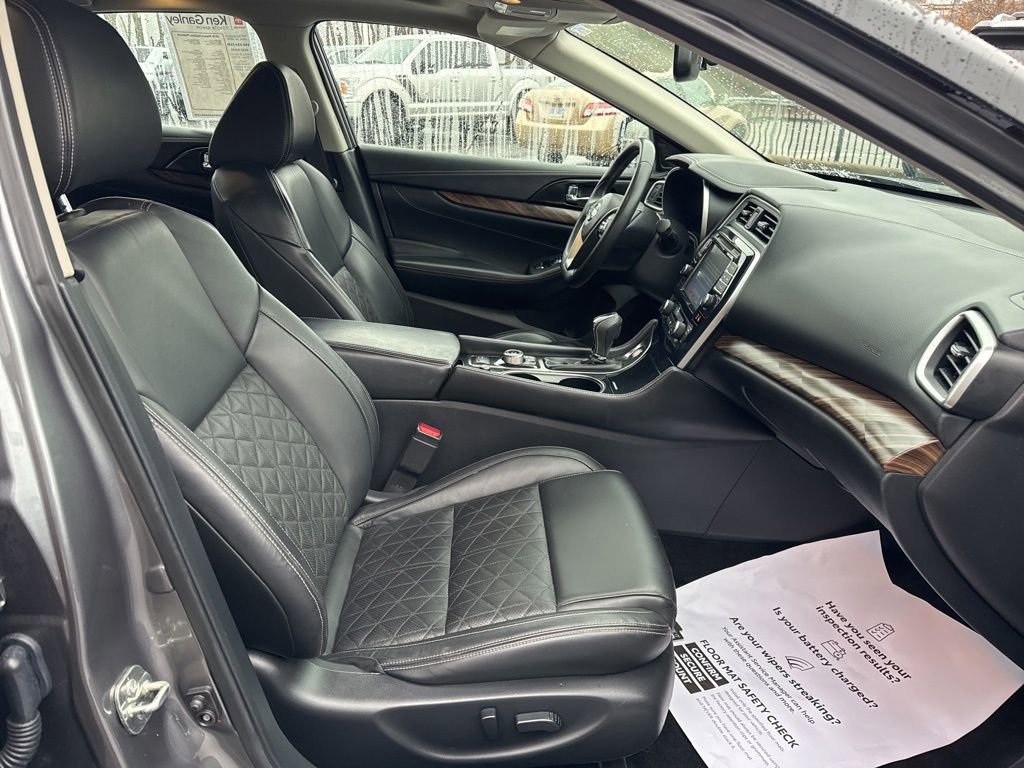Used 2018 Nissan Maxima Platinum image 24