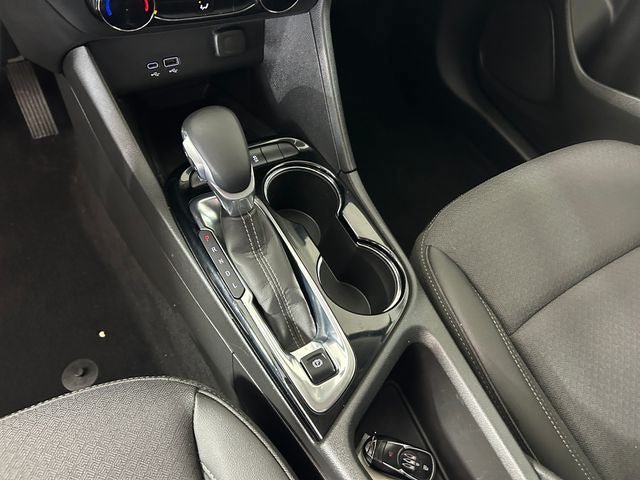 Used 2024 Buick Encore GX Preferred AWD/4WD image 21