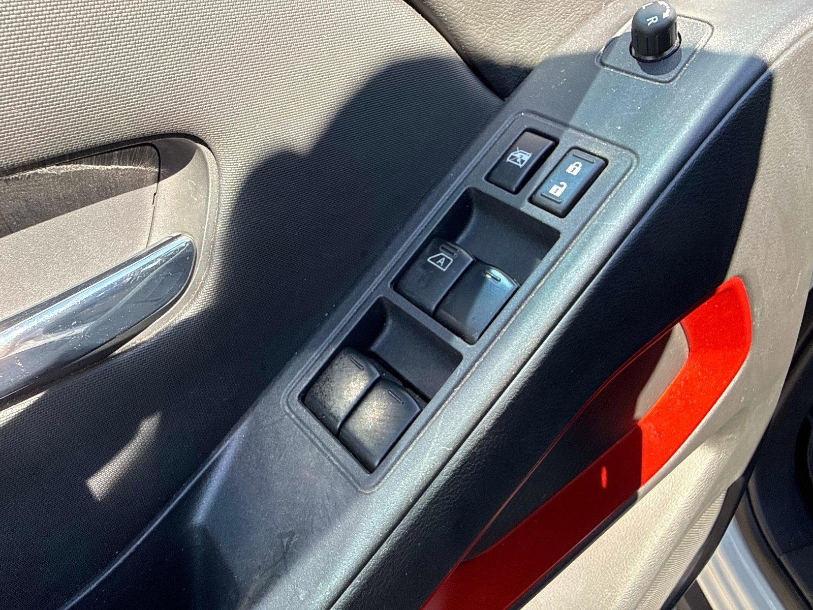 Used 2023 Nissan Frontier PRO-4X w/ Pro Convenience Package image 17