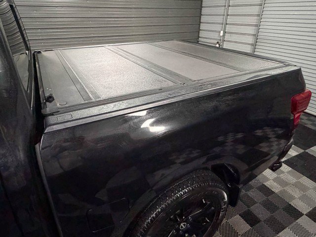 Used 2023 Nissan Titan SV w/ SV Convenience Package image 10