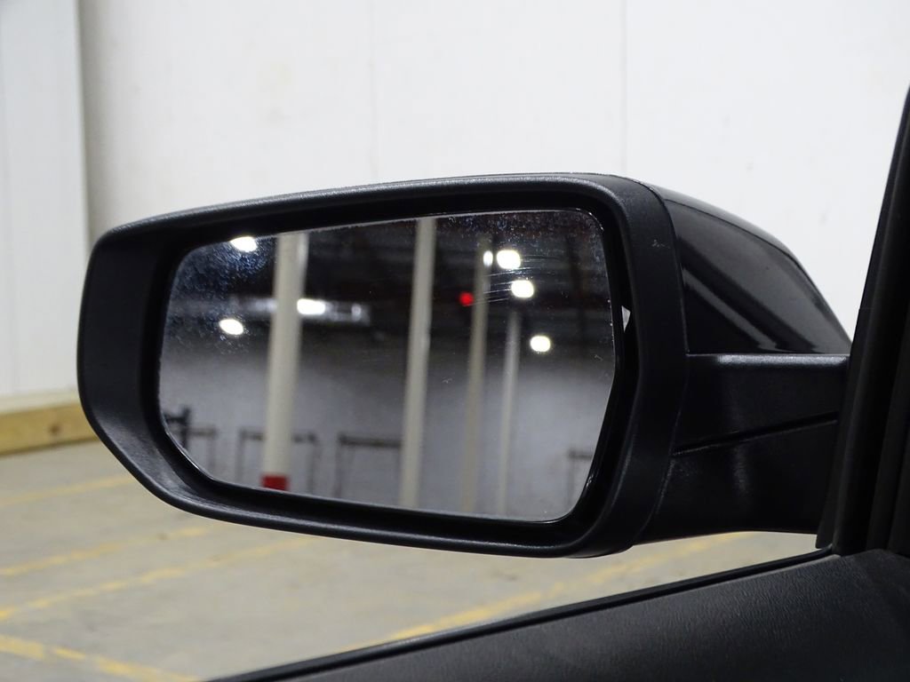 Used 2023 Chevrolet Malibu LT FWD image 39