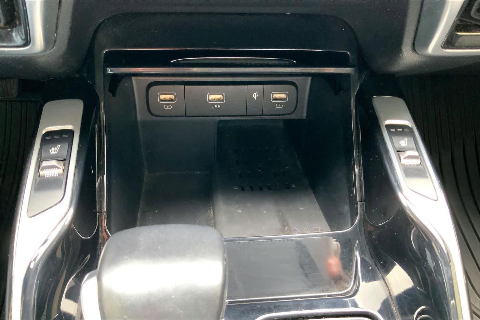 Certified 2022 Kia Sorento SX AWD/4WD image 29