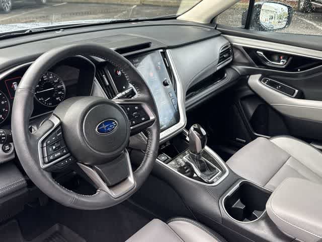 Certified 2025 Subaru Outback Limited AWD/4WD image 2