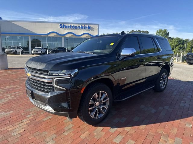 Used 2022 Chevrolet Tahoe LT w/ Luxury Package RWD image 4