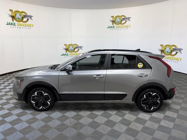 Certified 2024 Kia Niro Wind w/ Wind Preserve Package FWD image 6