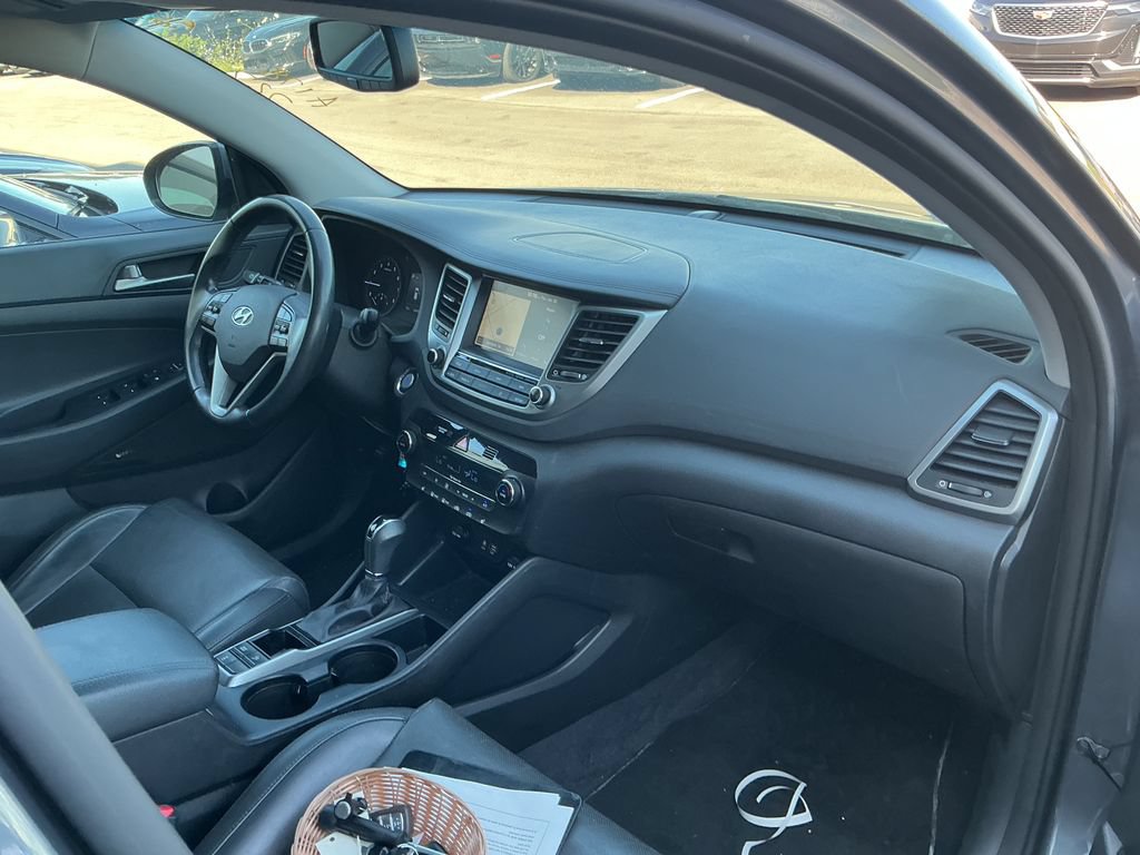 Used 2018 Hyundai Tucson SEL Plus AWD/4WD image 5