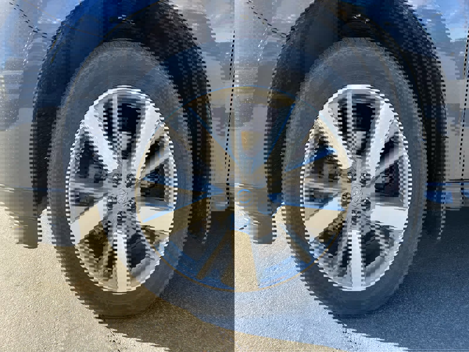 Used 2014 Nissan Pathfinder Platinum image 13