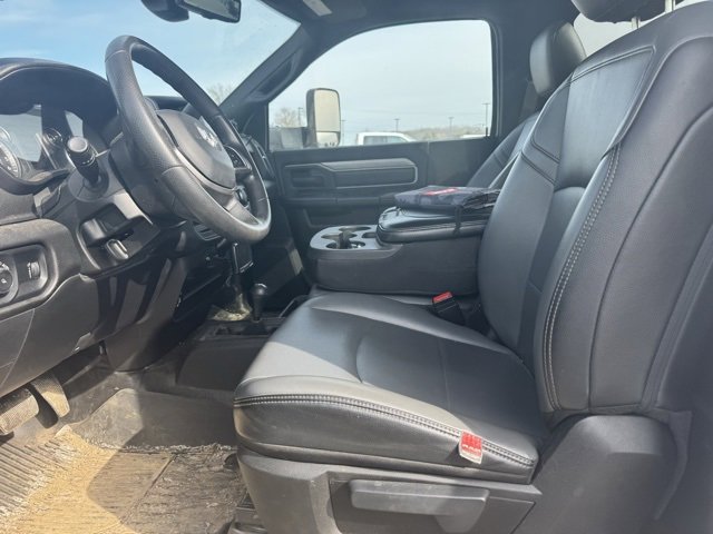 Used 2021 RAM 3500 Tradesman image 9