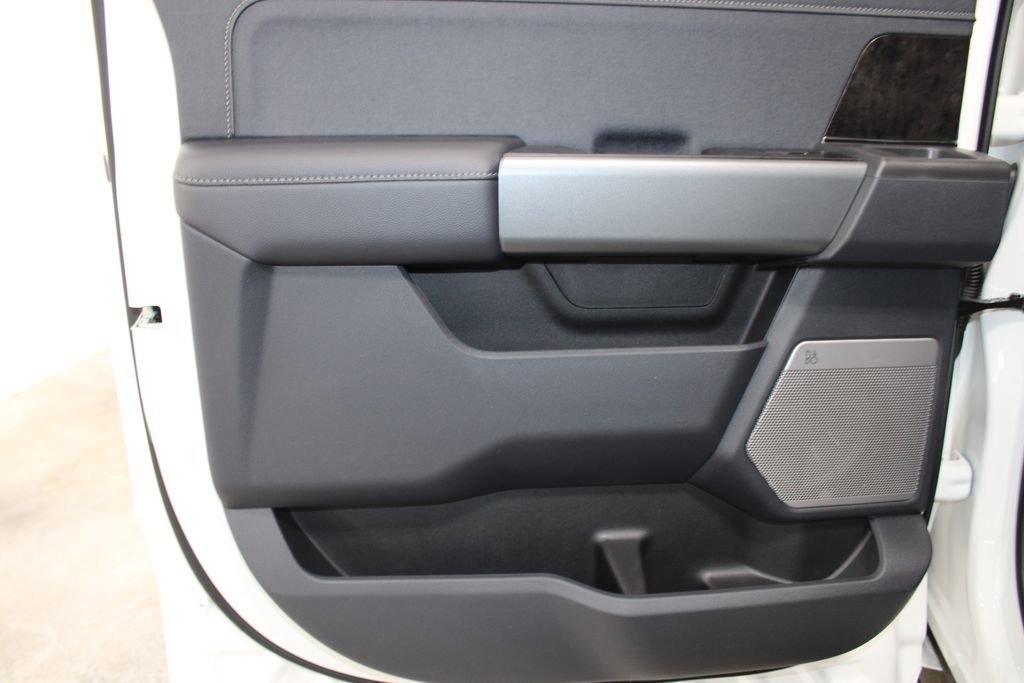 New 2025 Ford F350 Lariat w/ Lariat Ultimate Package image 25