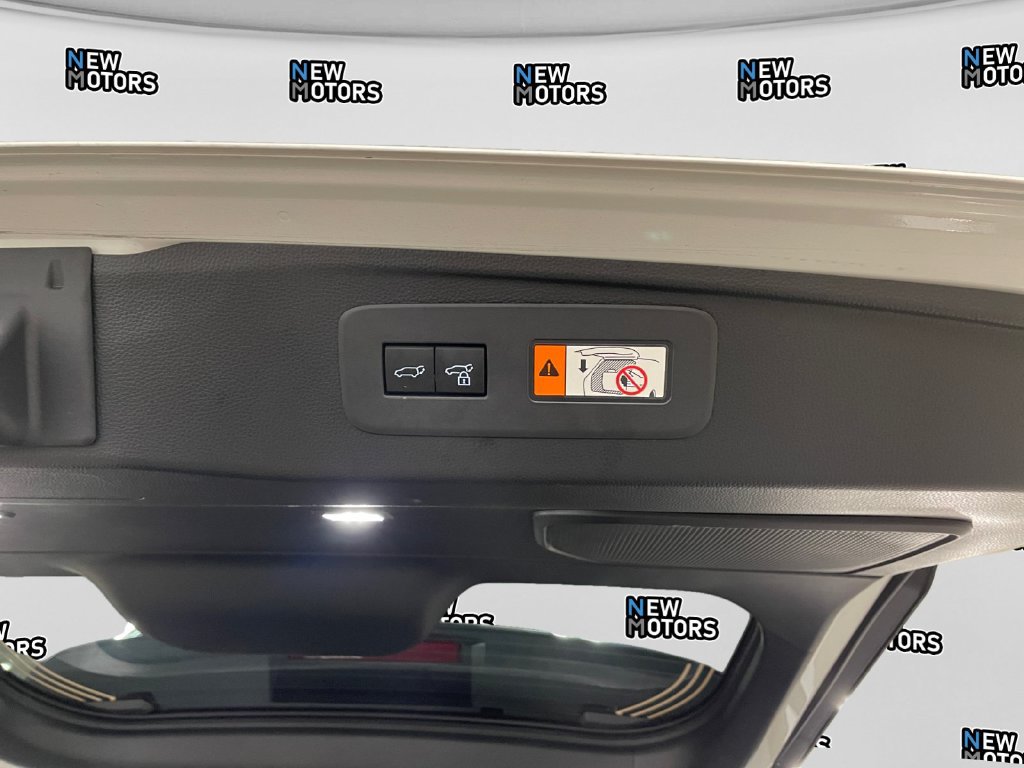 Used 2026 Toyota Land Cruiser AWD/4WD image 17