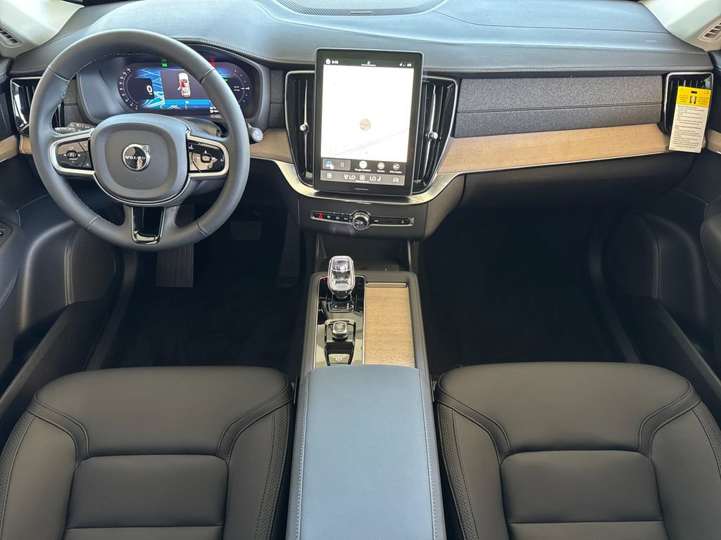 New 2026 Volvo XC90 T8 Plus AWD/4WD image 12