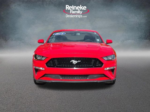 Used 2019 Ford Mustang GT RWD image 2