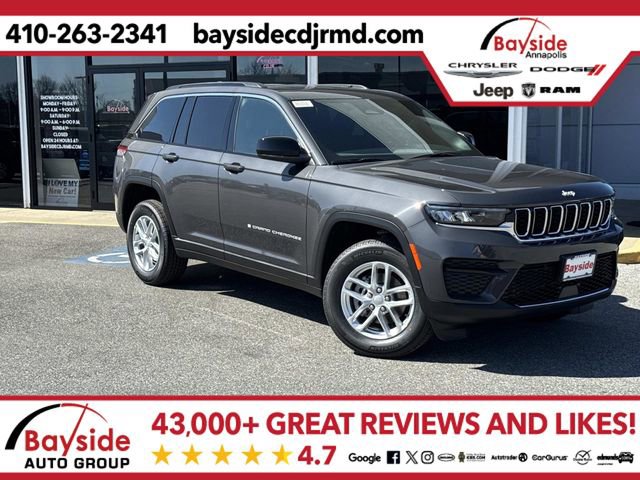 New 2026 Jeep Grand Cherokee Laredo image 1