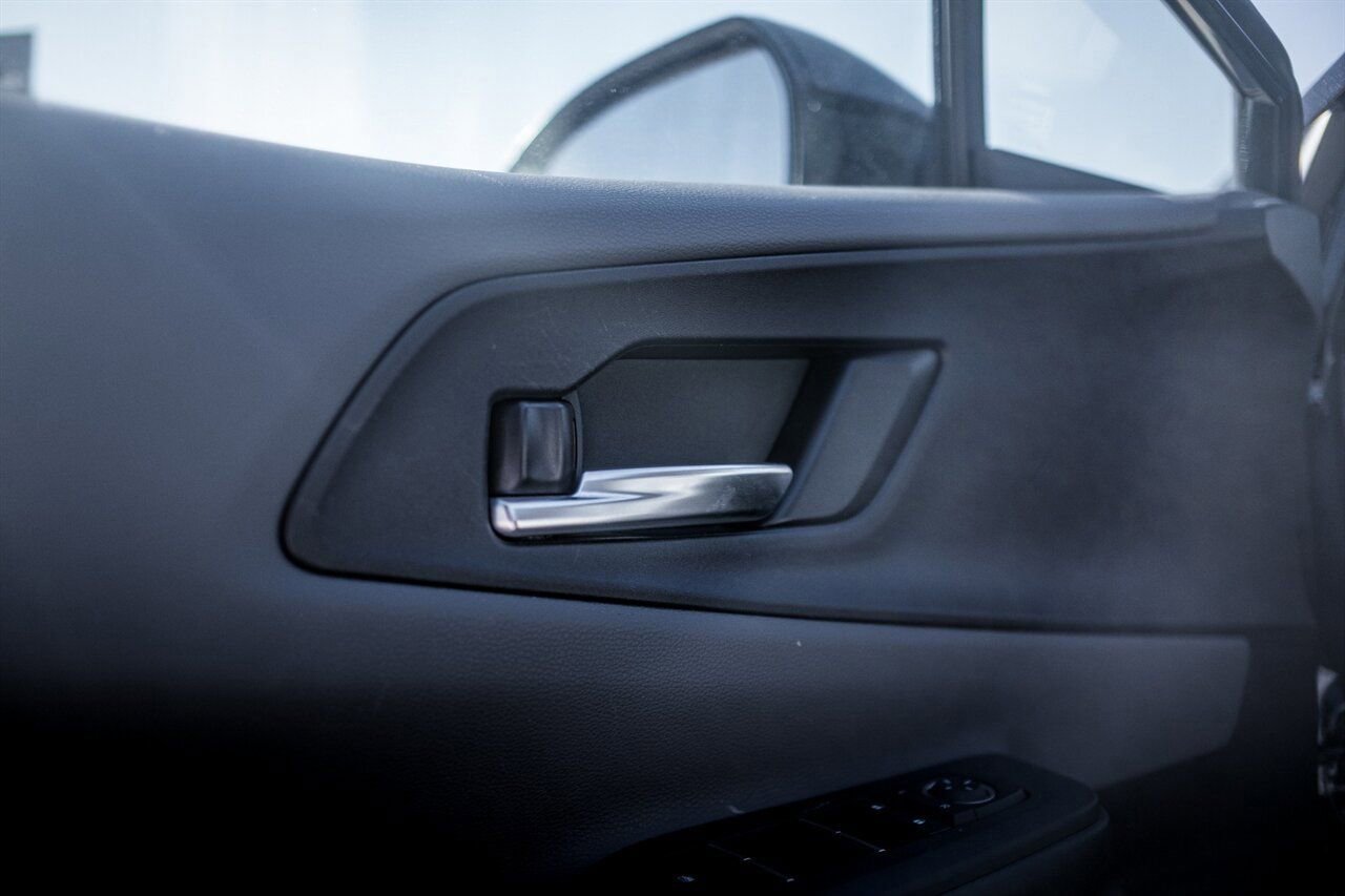 Used 2024 Toyota Prius XLE image 15