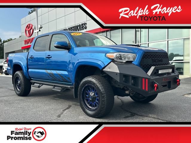 Used 2017 Toyota Tacoma TRD Sport w/ Tow Package (A/T)