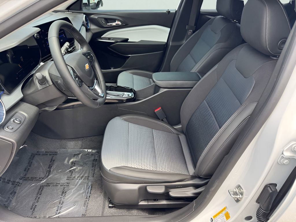 Used 2026 Chevrolet Trax LT w/ Driver Confidence Package FWD image 10