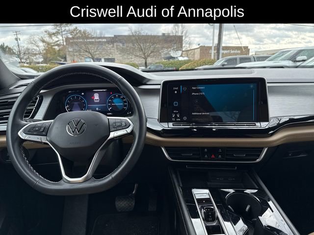 Used 2024 Volkswagen Atlas Cross Sport SE FWD image 11