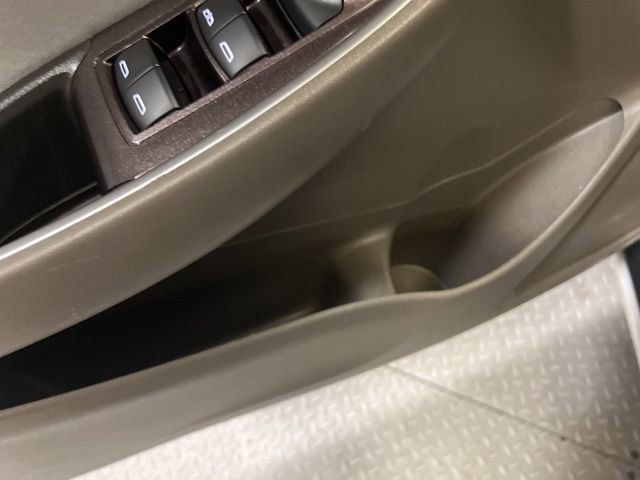 Used 2024 Chevrolet Malibu LT image 40