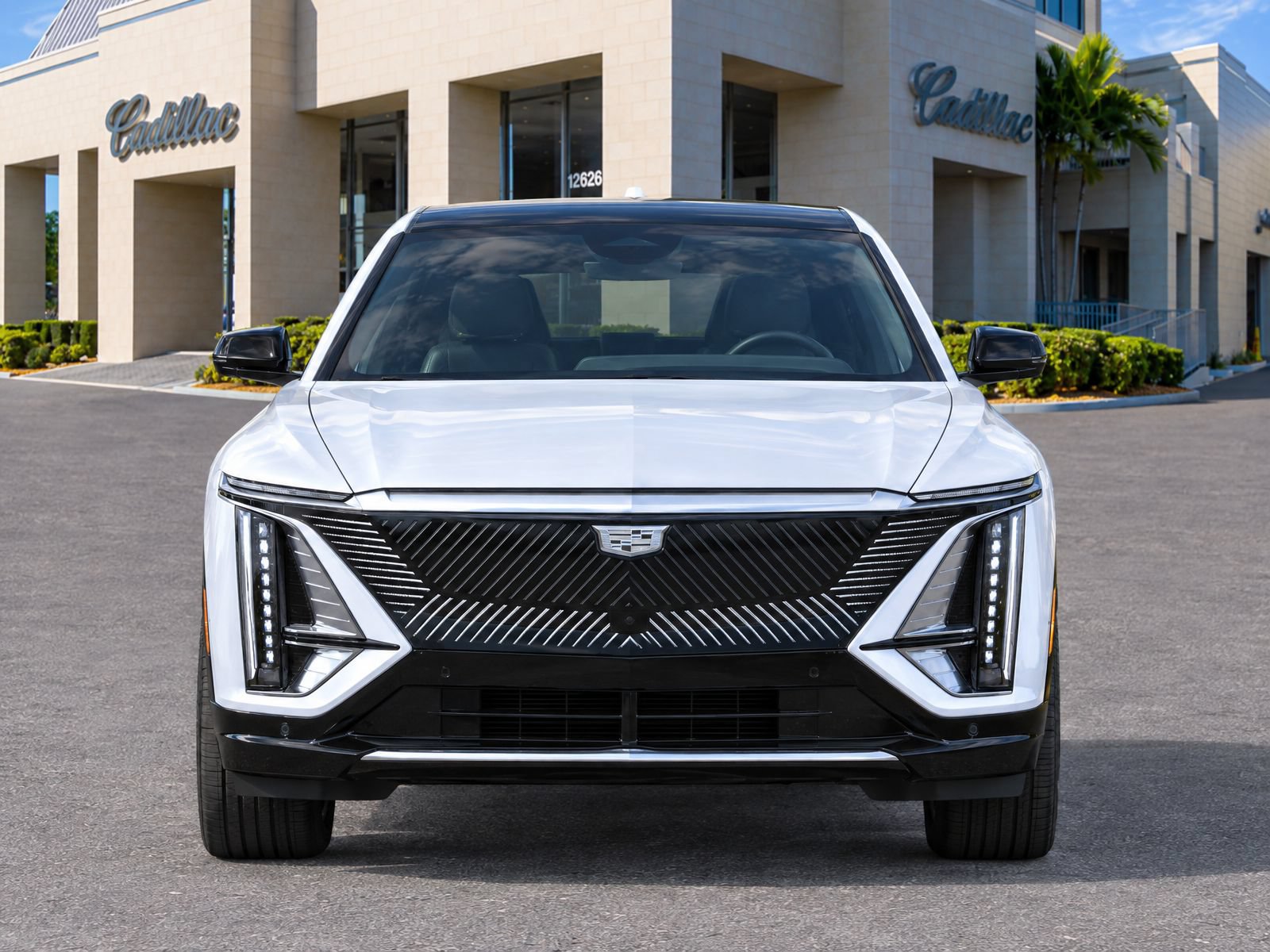 Used 2024 Cadillac Lyriq Luxury RWD image 5