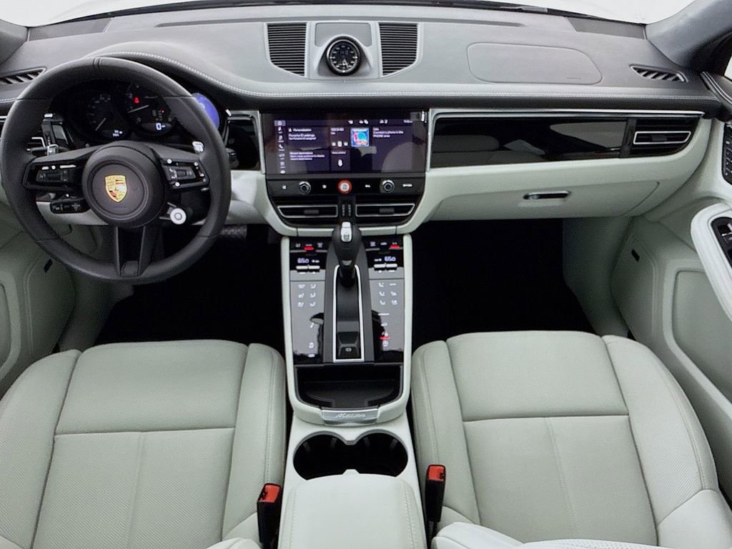 New 2026 Porsche Macan Turbo image 29