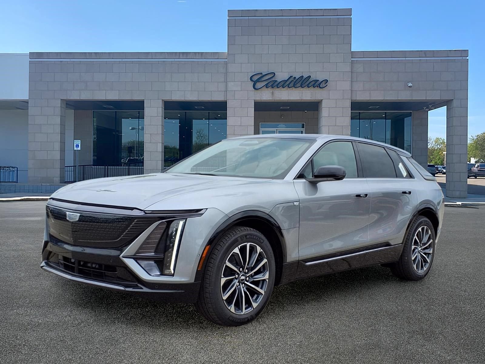 New 2027 Cadillac Lyriq Sport w/ LPO, Floor Liner Package AWD/4WD image 1