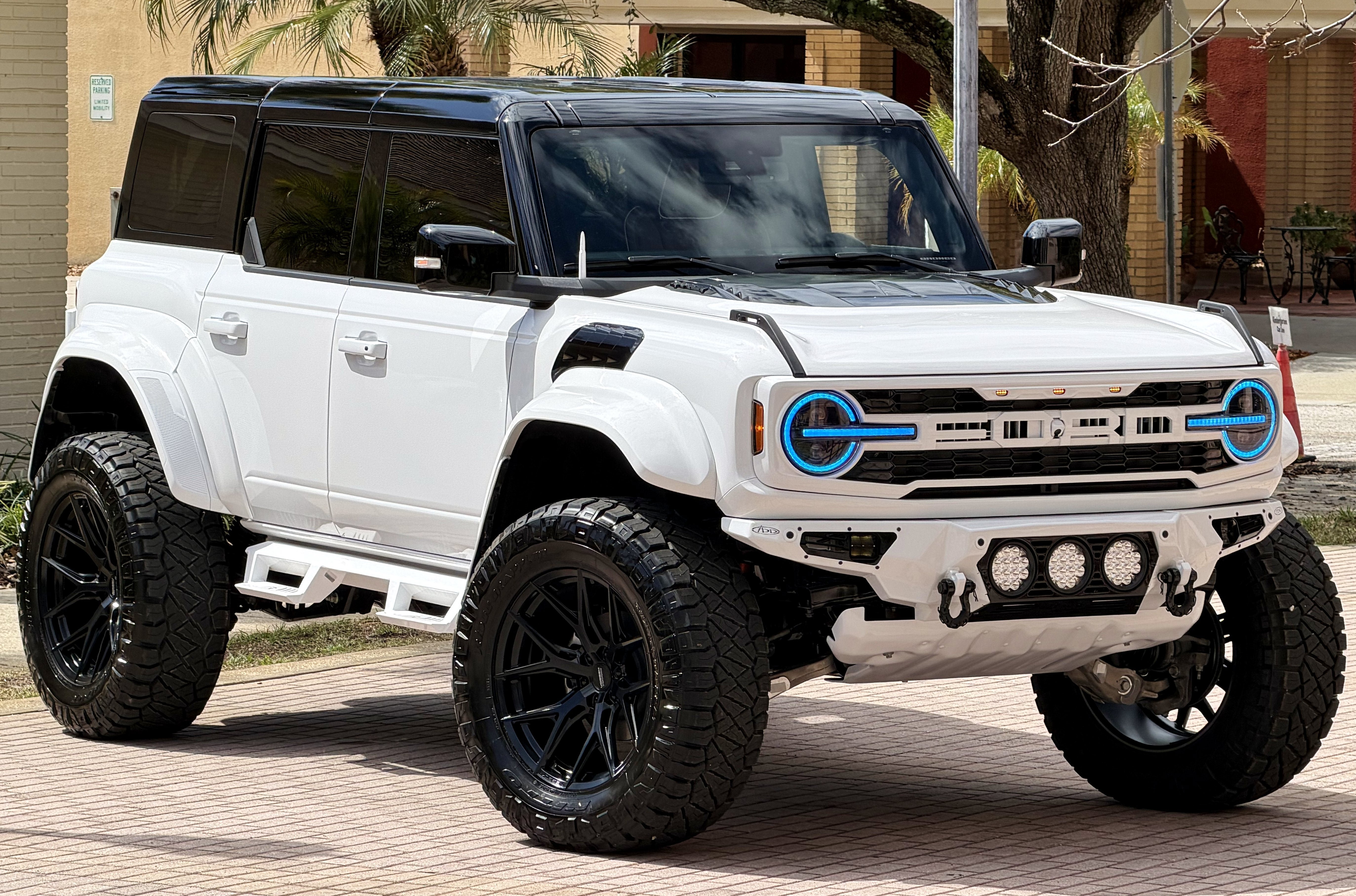 Used 2026 Ford Bronco Raptor AWD/4WD image 12