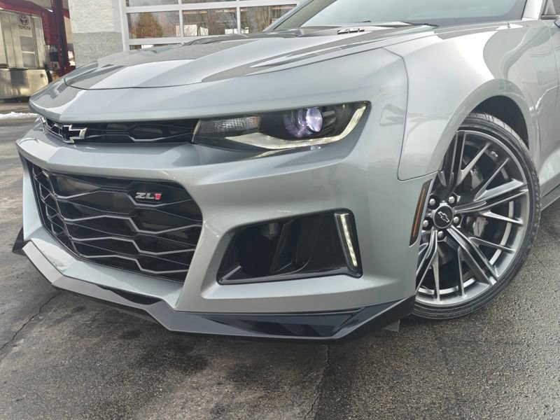 Certified 2023 Chevrolet Camaro ZL1 image 2