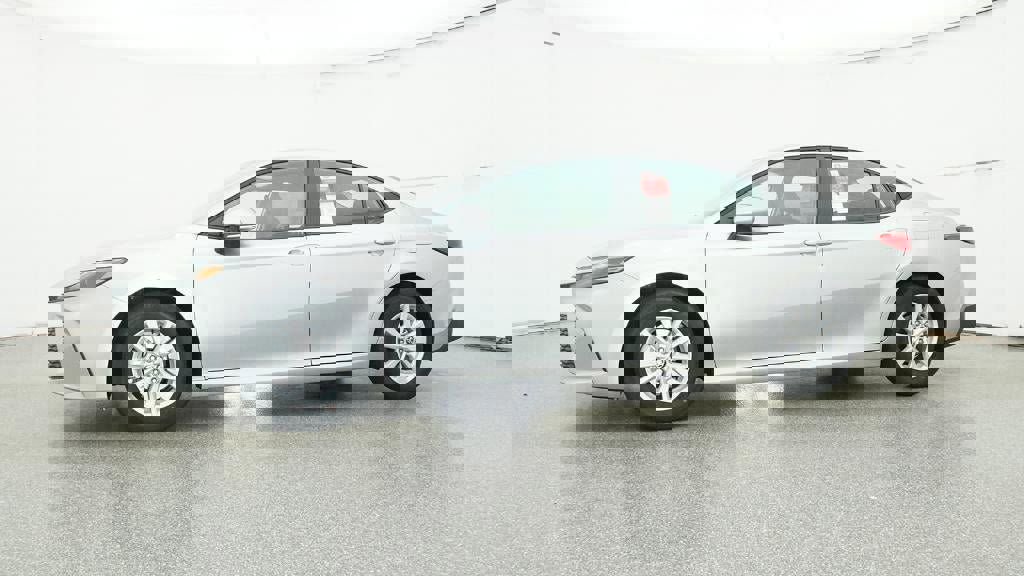 New 2026 Toyota Camry LE image 18