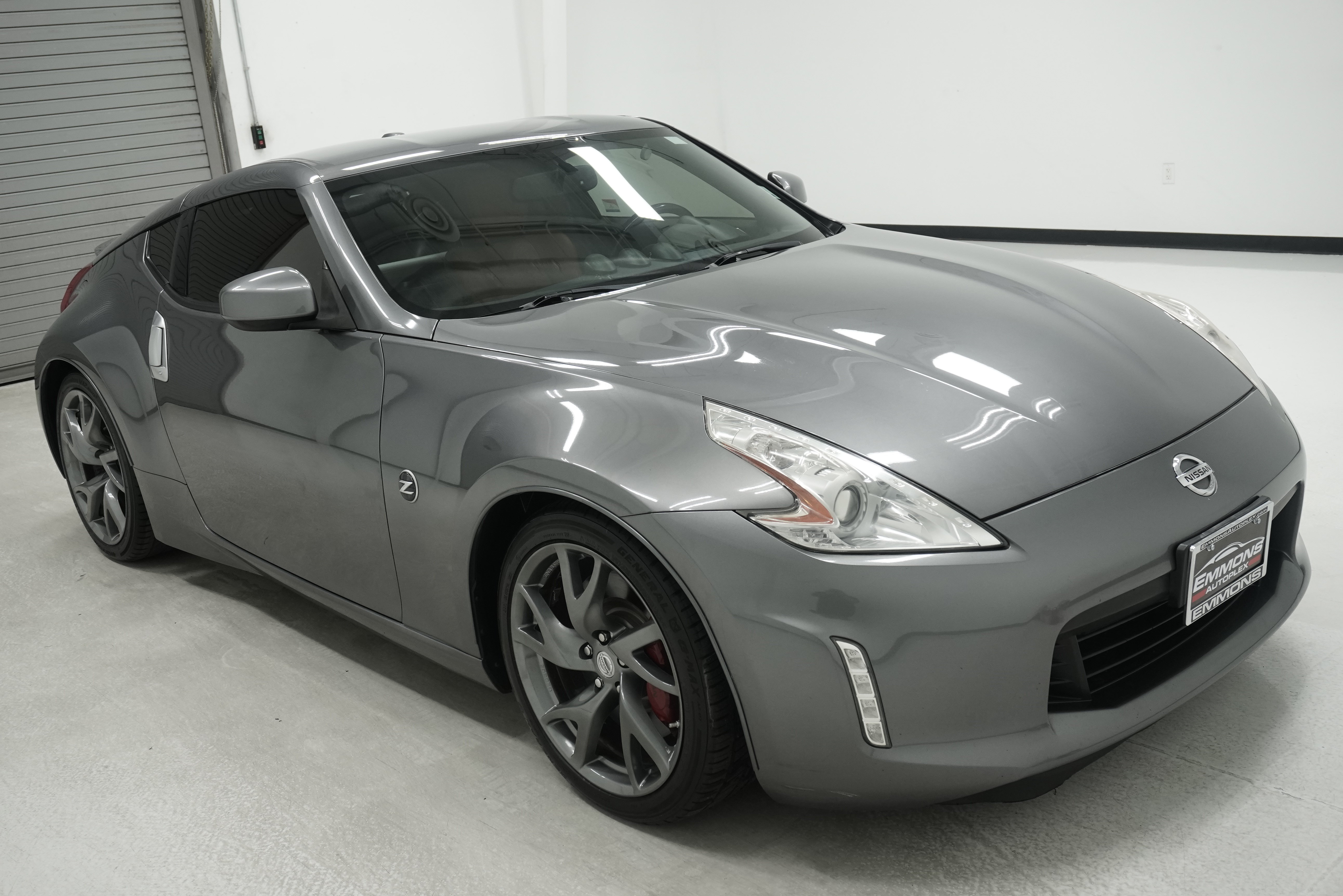 Used 2013 Nissan 370Z Touring w/ Sport Pkg RWD image 3