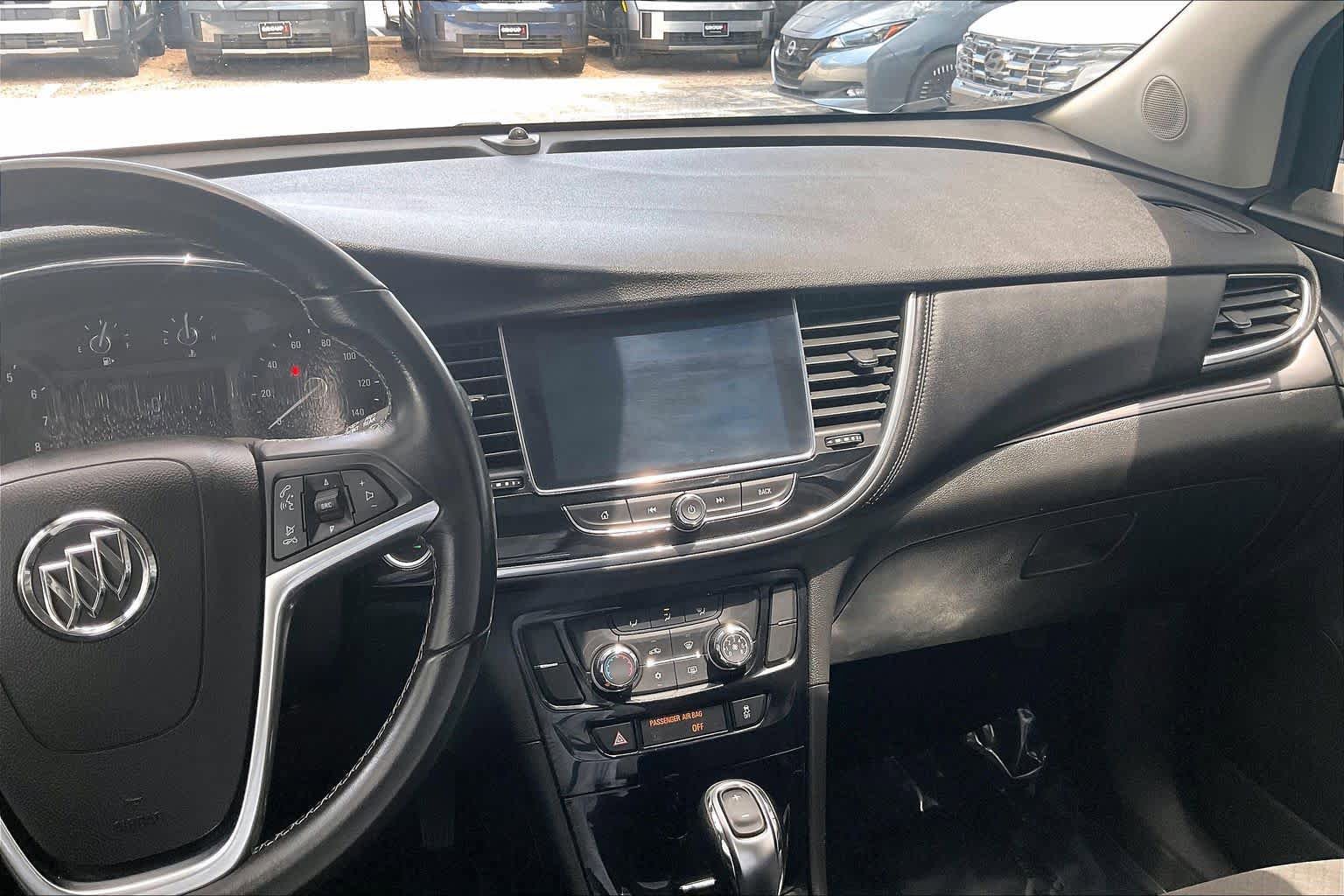 Used 2020 Buick Encore Preferred AWD/4WD image 7