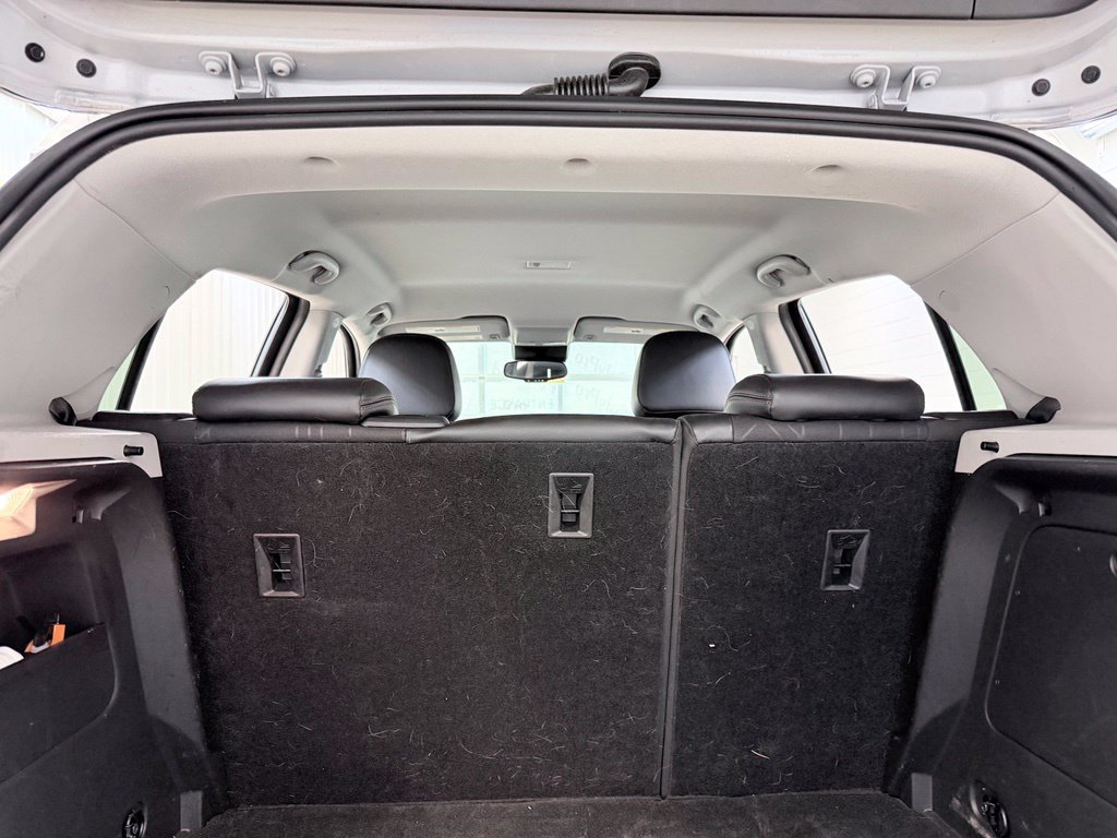Used 2020 Chevrolet Trax LT w/ LT Convenience Package FWD image 24